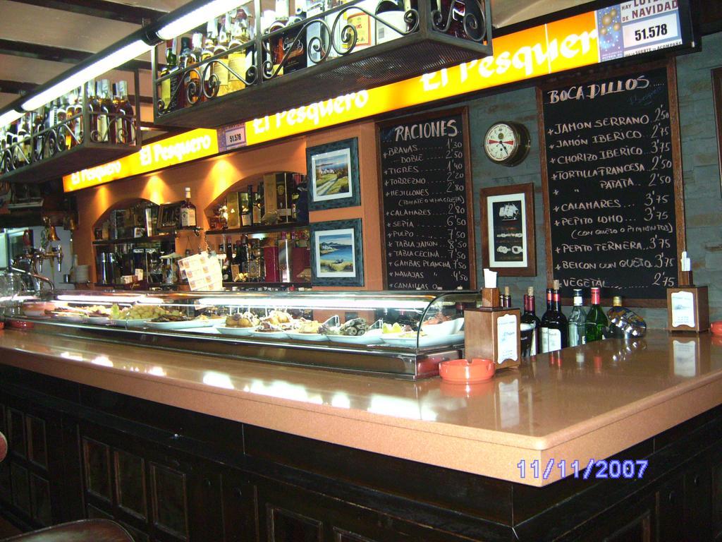 Hostal El Pesquero Burgo Exterior foto